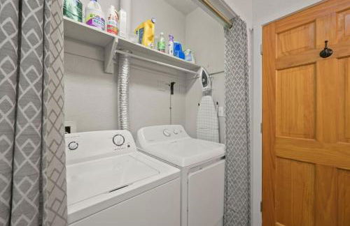 Dogs OK! Prime Home Base minutes to Downtown and Trails - Foto 14