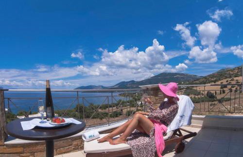 Thea Hotel - Studios & Suites - Photo 15