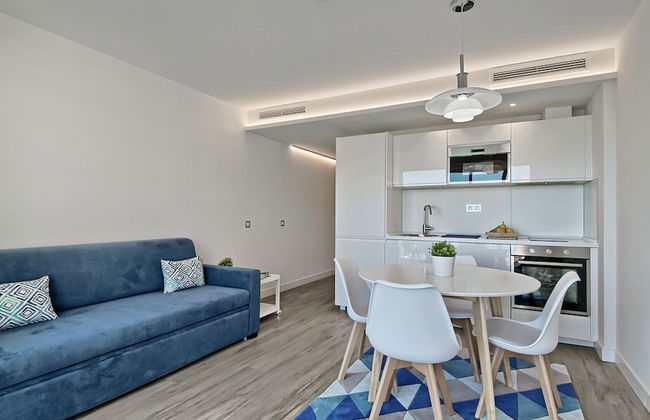 Carihuela Suites - Photo 9