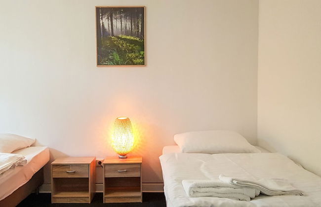 Tolstov-Hotels Beautiful Villa with Big Garden - Photo 20