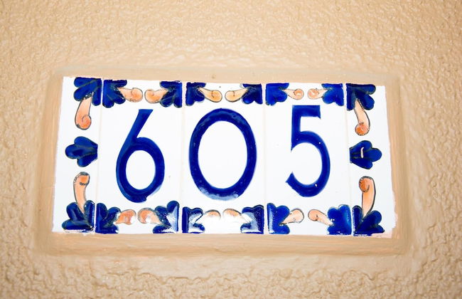 Newly Remodeled Beachfront Condo, Ground-Floor Terrace & Direct Access to Playa Flamingo - Foto 2