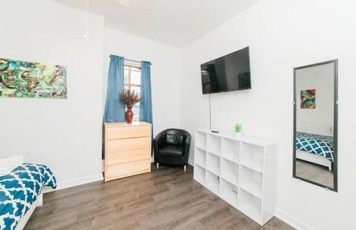 Off-Street Parking - Washer & Dryer - GroupStay - Foto 10