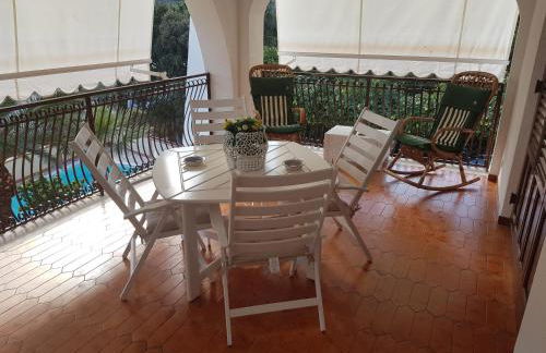 Villa del Golfo Urio with swimming pool shared by the two apartments it is essential to have a car - Foto 65