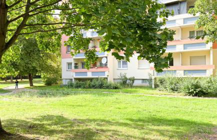 Ausgestattete Wohnungen für Monteur-Teams mit kostenlosem Parkplatz, WIFI, TV, Waschmaschine, Küche, Balkon, Restaurants und Supermarkt - Foto 31