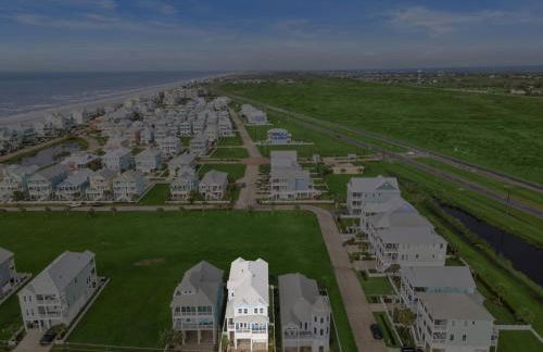 Large, Beautiful Home Close to the Beach - Foto 49