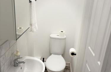 The Newcastle Residence Cozy & Modern Flats in The Park Estate - Photo 17