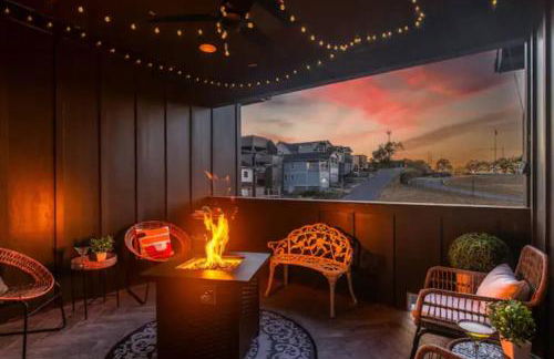 TWO Neighboring Homes Sleeps 24 Walk to 12 South - Foto 6