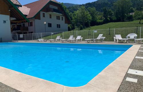 Petit cocon entre lac, golf et montagne, proche d'Annecy - Foto 1