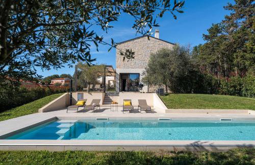 Malerische Steinvilla mit Privatpool, fantastischem Panoramablick, Garten und Grill - Foto 5