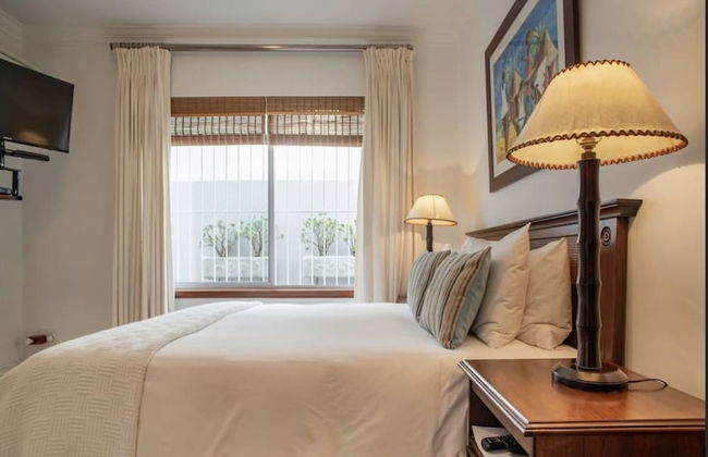 Bantry Beach Luxury Suites - Photo 6