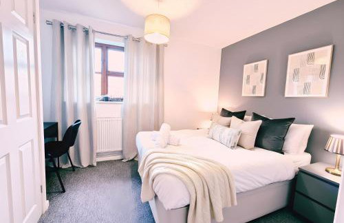 Modern 2-bed , Bradley Stoke, NR Parkway Station, Free Parking - Foto 4