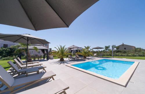 Villa Esea: Poolside Paradise & Relaxing Retreats - Foto 39