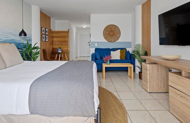 Bayshore Bliss- Cozy Space Pool Views - Foto 12