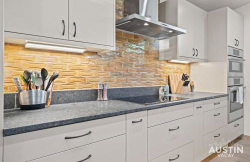 SoCo 1BR/1BA King Suite + Sunroom Porch, Near Zilker Park by Austin Vacay - Foto 10