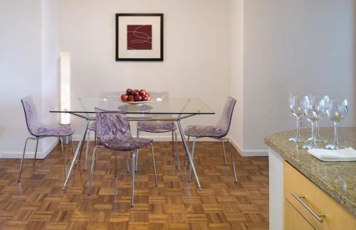 Furnished Quarters at Grove Pointe - Foto 13