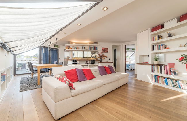 Torlonia Exclusive Penthouse - Photo 19