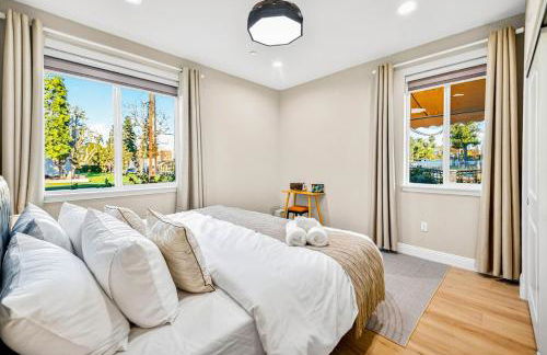 Spacious 6BR Stay with Parking and Near DTLA - Foto 24