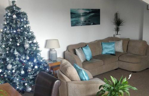 The Rafters Bank House Stunning Apartment - Photo 13