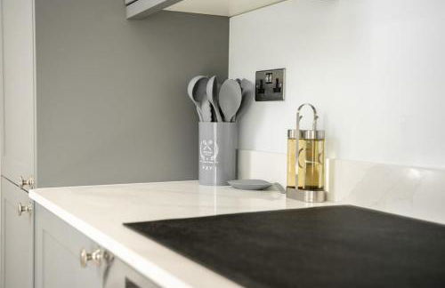 Prime Location Steps from Royal Liverpool Golf - Foto 14