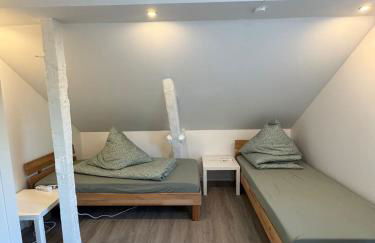 Modern Eight - Photo 4