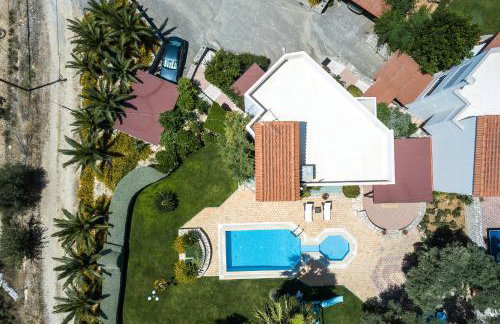 Villa Kardasis - Foto 2