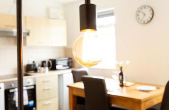 Cosy & Compact Apartment in Swinton - Foto 3