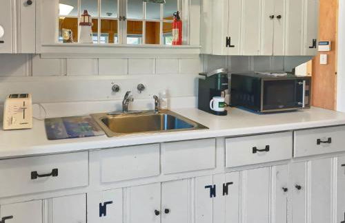 6 Locust Street South Yarmouth Cape Cod- -Timeless Memories - Foto 5