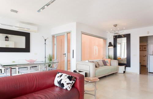 Modern House With Private Swimming Pool - Foto 14