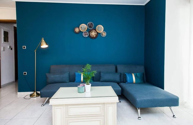 Elegant & Spacious Apt. with Sea View - Photo 18