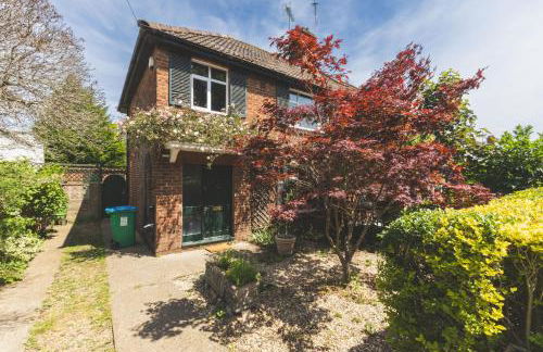 Spacious 3BR Home Huge Garden Free Parking - Foto 34