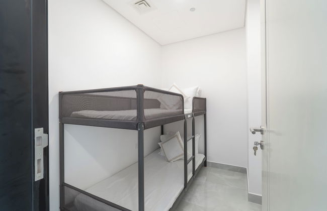 Vogue Elegance at Pearlz near Metro - Foto 31