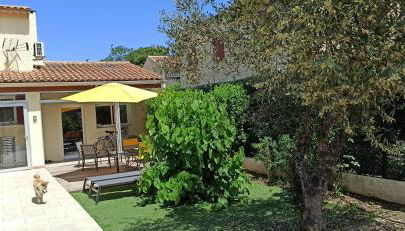 Maisonnette calme avec jardinet - Foto 2, Garden