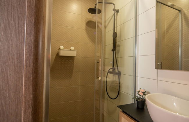 Manoir Apartments - Photo 41