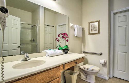 Quiet Disney Condo w/ Balcony ~ 2 Miles to Disney World! - Foto 18
