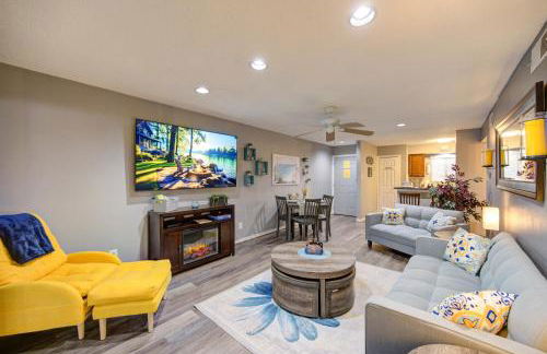 Serene Lakeside Beauty - Photo 4