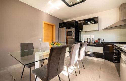 Casa Mia, a Dream Spot With Heated Pool - Photo 9