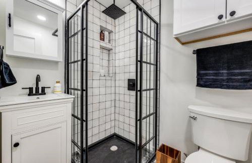 The Vanderbilt Mansion Apt 9 Near Downtown and TWU - Foto 3