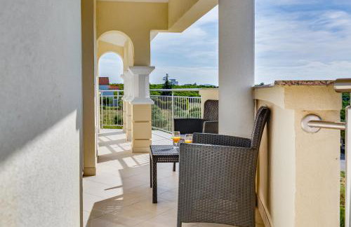 Apartman Strmota s bazenom i jakuzijem - Foto 6