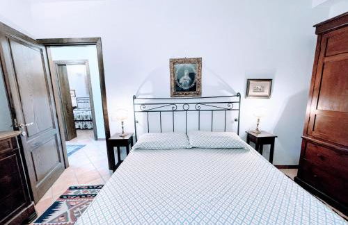 Serene Tuscan Retreat With Breathtaking Views - Photo 60