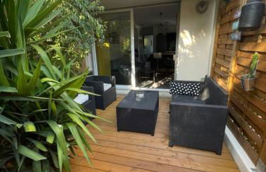 Agréable T2 traversant RDC avec terrasse - balcon - Parking 2 places - Clim portative - Foto 6