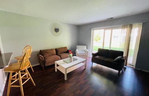 Spacious 2BR2BA Monthly Discount - Foto 1