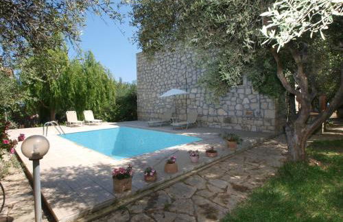 Gerolakos Country Houses - Photo 9