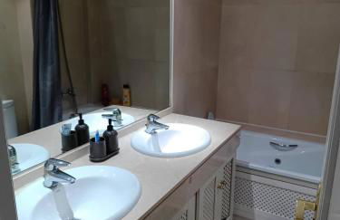 Charming 3 Bedroom Apartment in Puerto Sotogrande - Foto 25