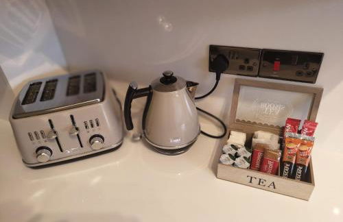 New 2 Bedroom Appartment In Manchester - Stretford - Old Trafford Close to Football-Cricket Ground & City Centre - Foto 19