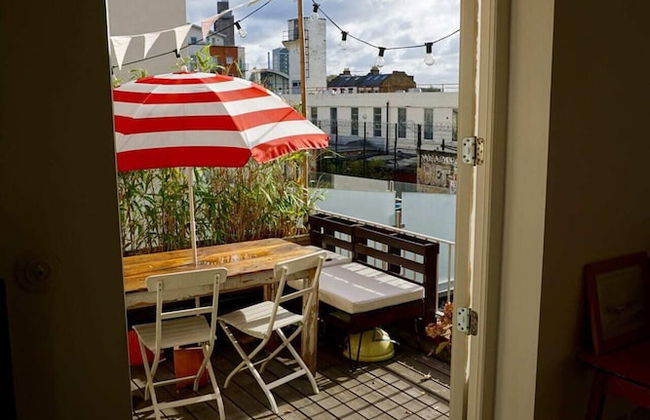 Beautiful Canalside 1-bedroom Flat With Terrace - Foto 27