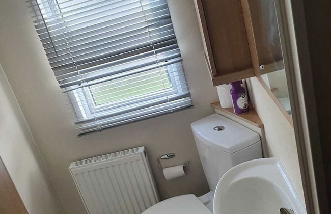 Stunning 3-bed Caravan in Clacton-on-sea - Foto 8