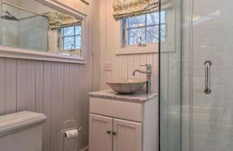 Cozy Litchfield House with Fenced-In Yard and Fire Pit - Foto 15