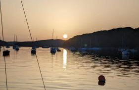 Modern cosy apartment walking distance to many cove beaches and coast path walks as well as the famous Helford river - Foto 3