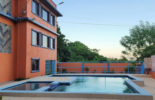 Beach-Pool-Sun-family-6 bedroom getaway - Foto 2