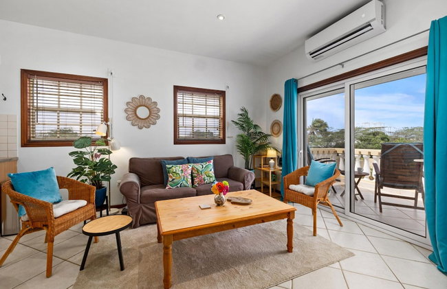 Island Escape Lrg Private Backyard Pool Patio - Photo 2